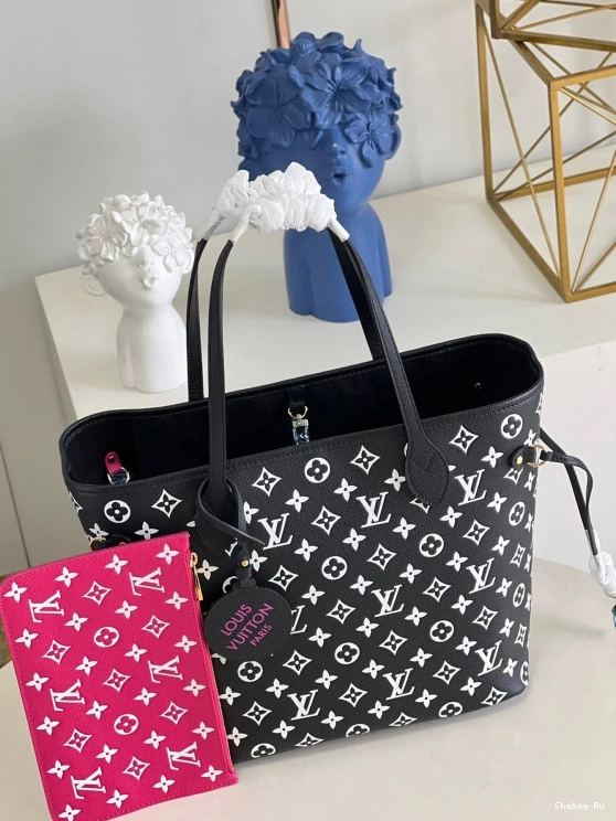 VUITTON MM NEVERFULL LOUIS 0821